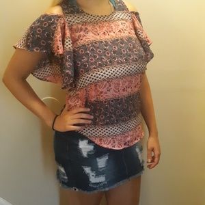 Beautiful multi pattern cool for the summer shirt.